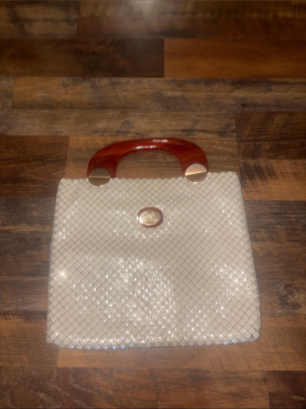 Vintage WHITING & DAVIS Beige Mesh Purse Handbag w Lucite Tortoise Shell Handles